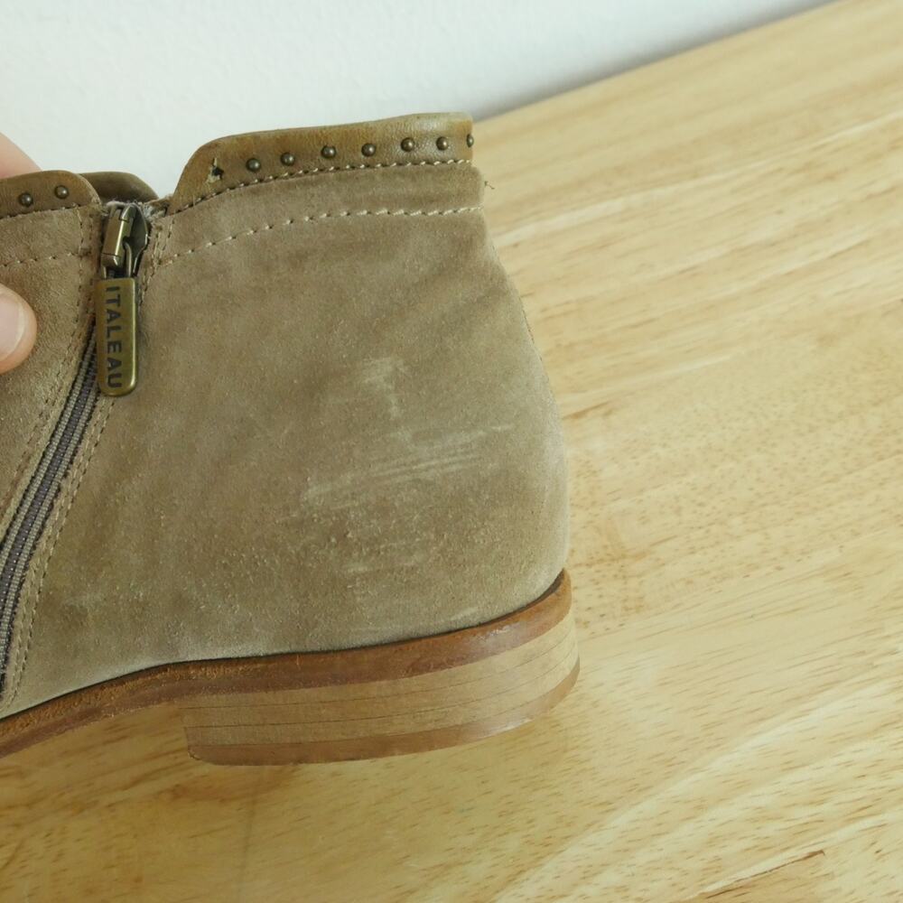 Italeau Miralda Suede Studded Ankle Bootie 37 1/2 US 7 Boho Western Italy Luxury - Picture 9 of 15